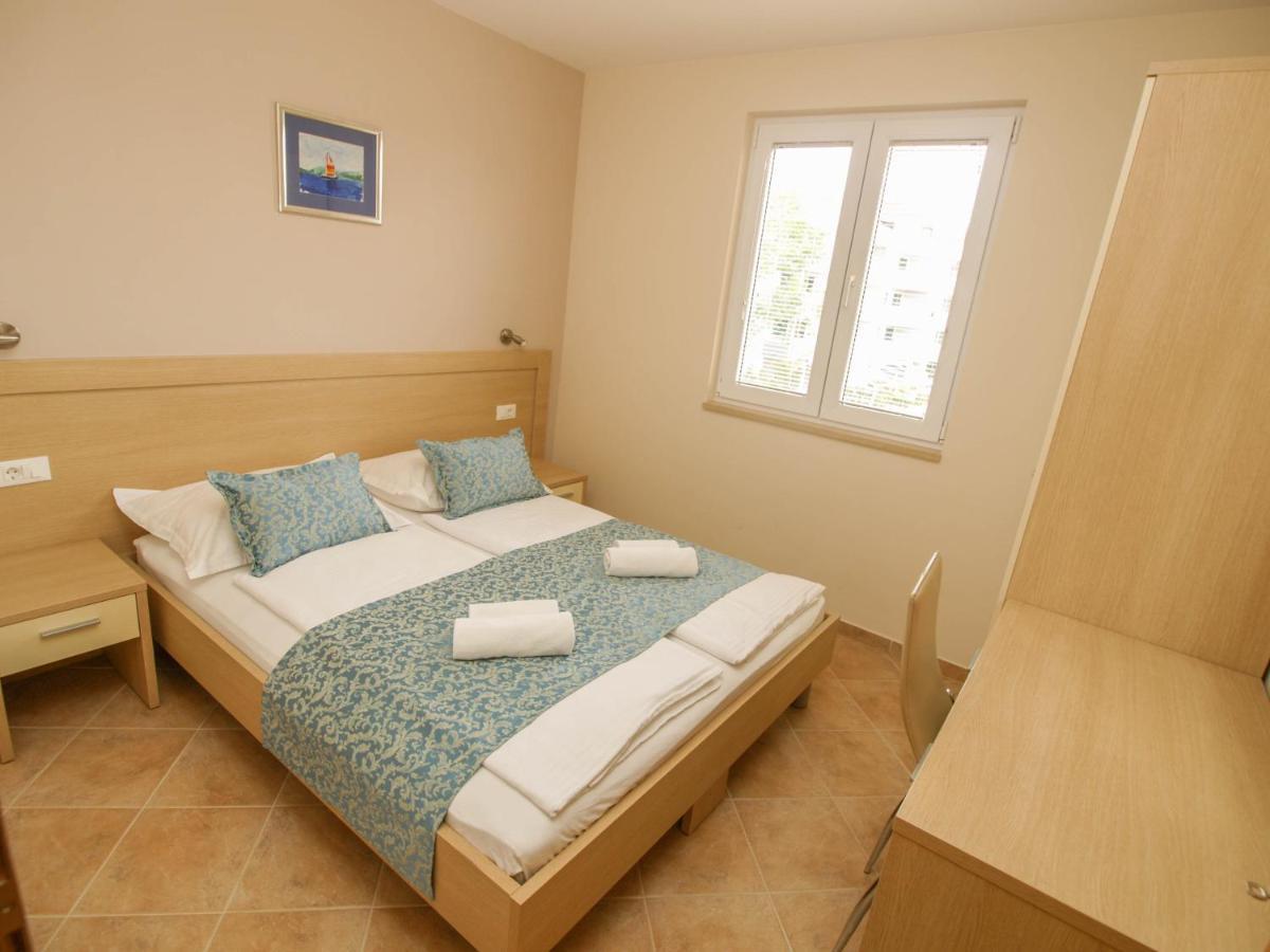 Apartments Villa Bondi Makarska Exterior foto